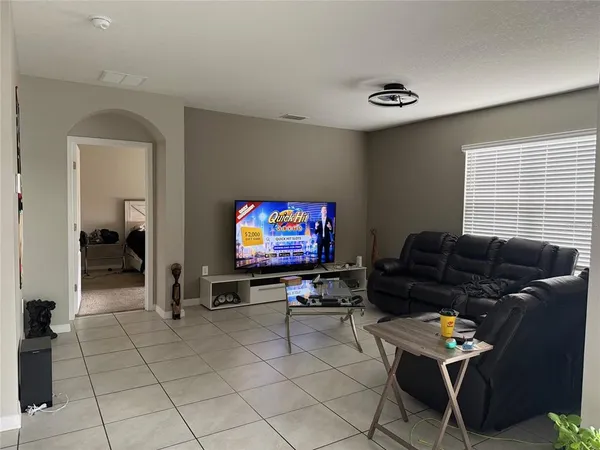 $300,000 | 530 Auburn Grove Terrace, Auburndale, FL 33823