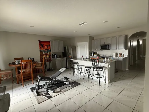 $300,000 | 530 Auburn Grove Terrace, Auburndale, FL 33823