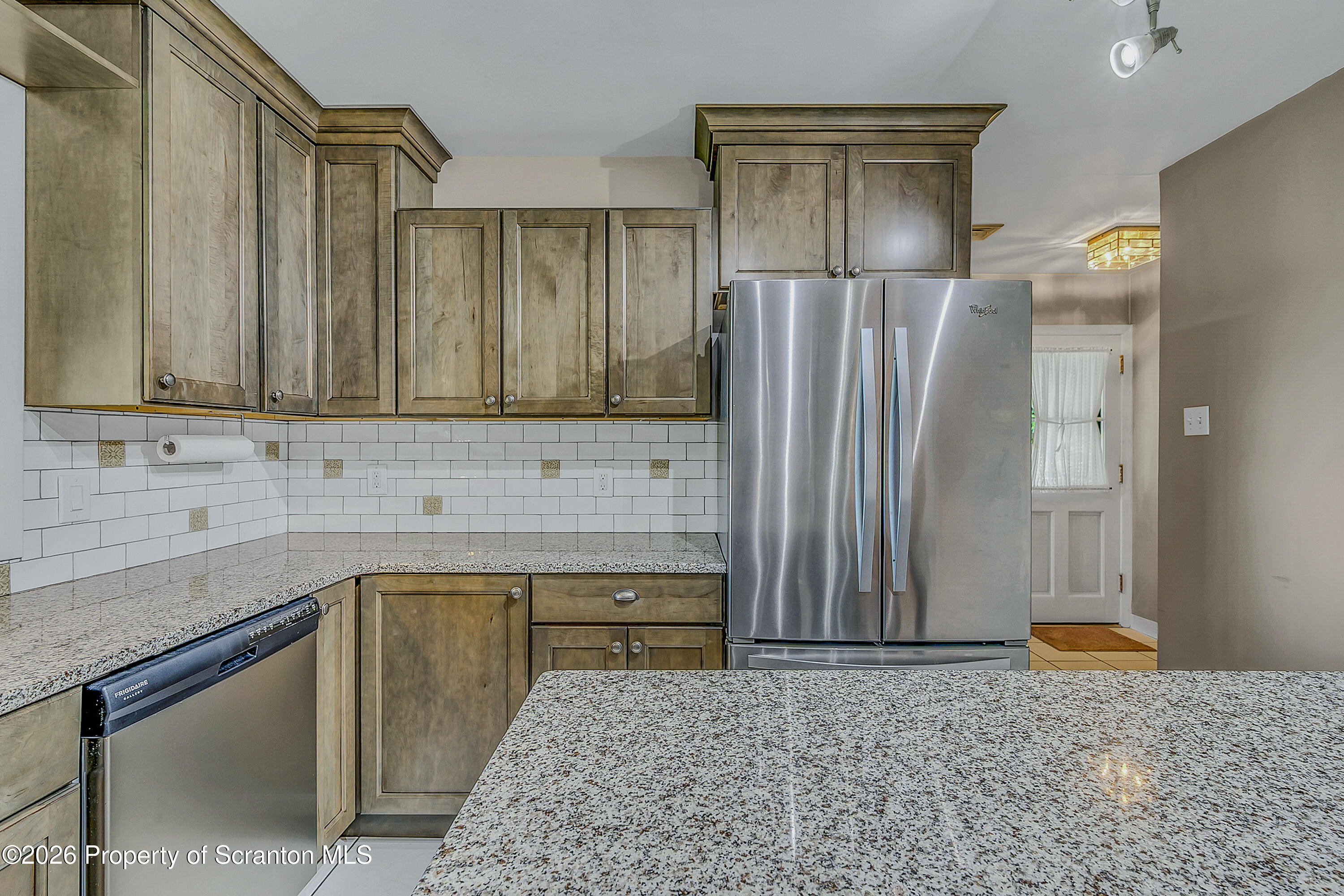 109 Old Orchard Road Clarks Summit, PA 18411 - Photo 10 of 38 Kitchen