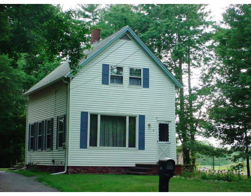 8 Newton Road Amesbury, MA 01913 - Photo 1 of 16 Gallery Image 1