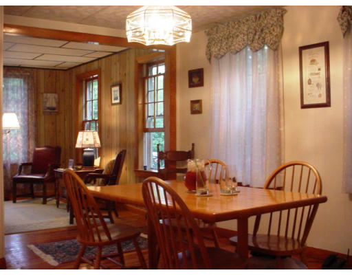 8 Newton Road Amesbury, MA 01913 - Photo 11 of 16 Gallery Image 11