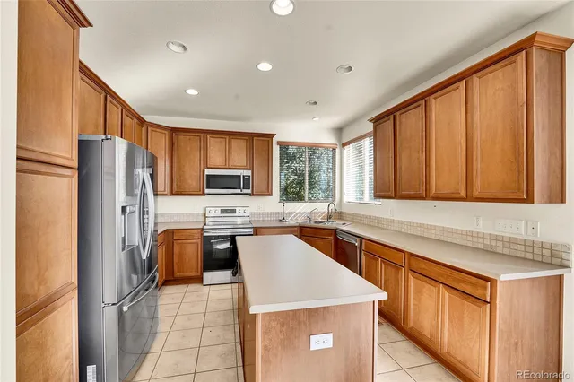 $599,999 | 9528 East 112th Place, Commerce City, CO 80640