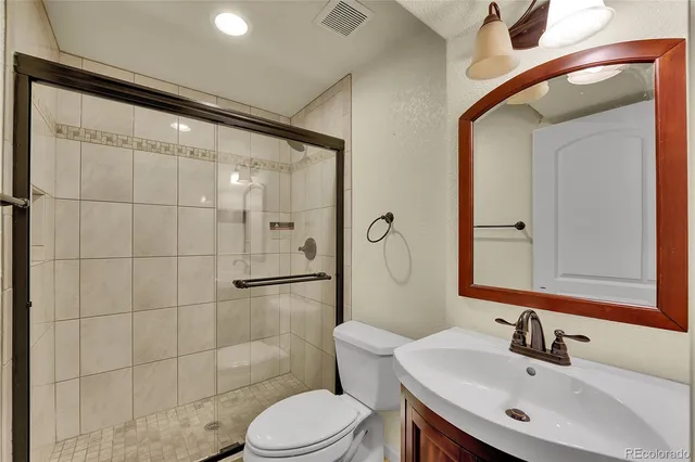 $599,999 | 9528 East 112th Place, Commerce City, CO 80640