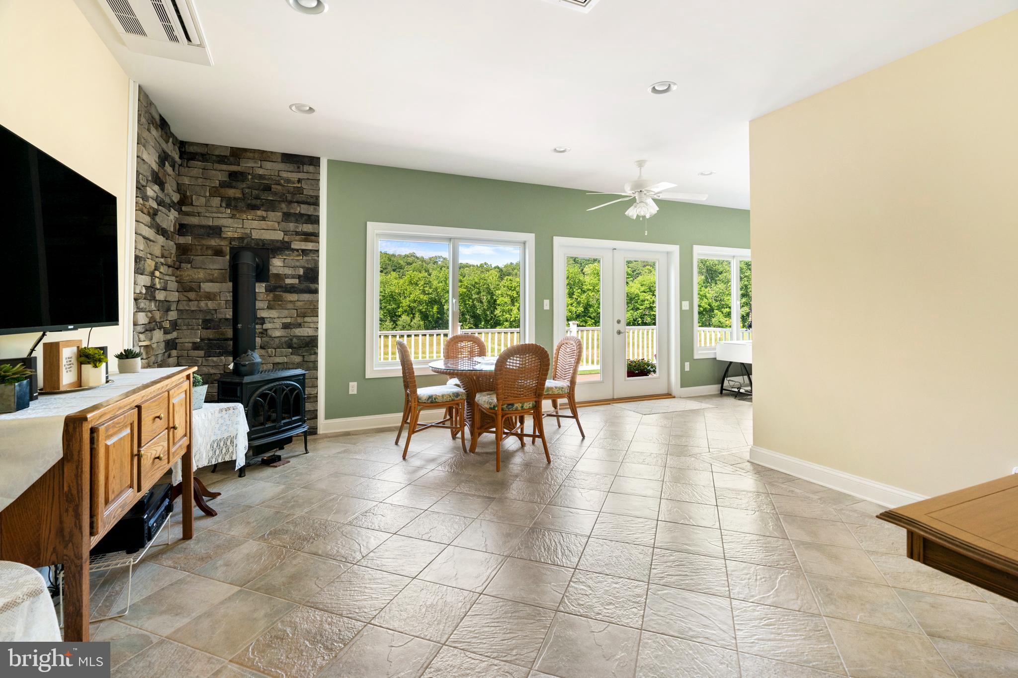501 Forest View Road Edinburg, VA 22824 - Photo 39 of 68 Gallery Image 39