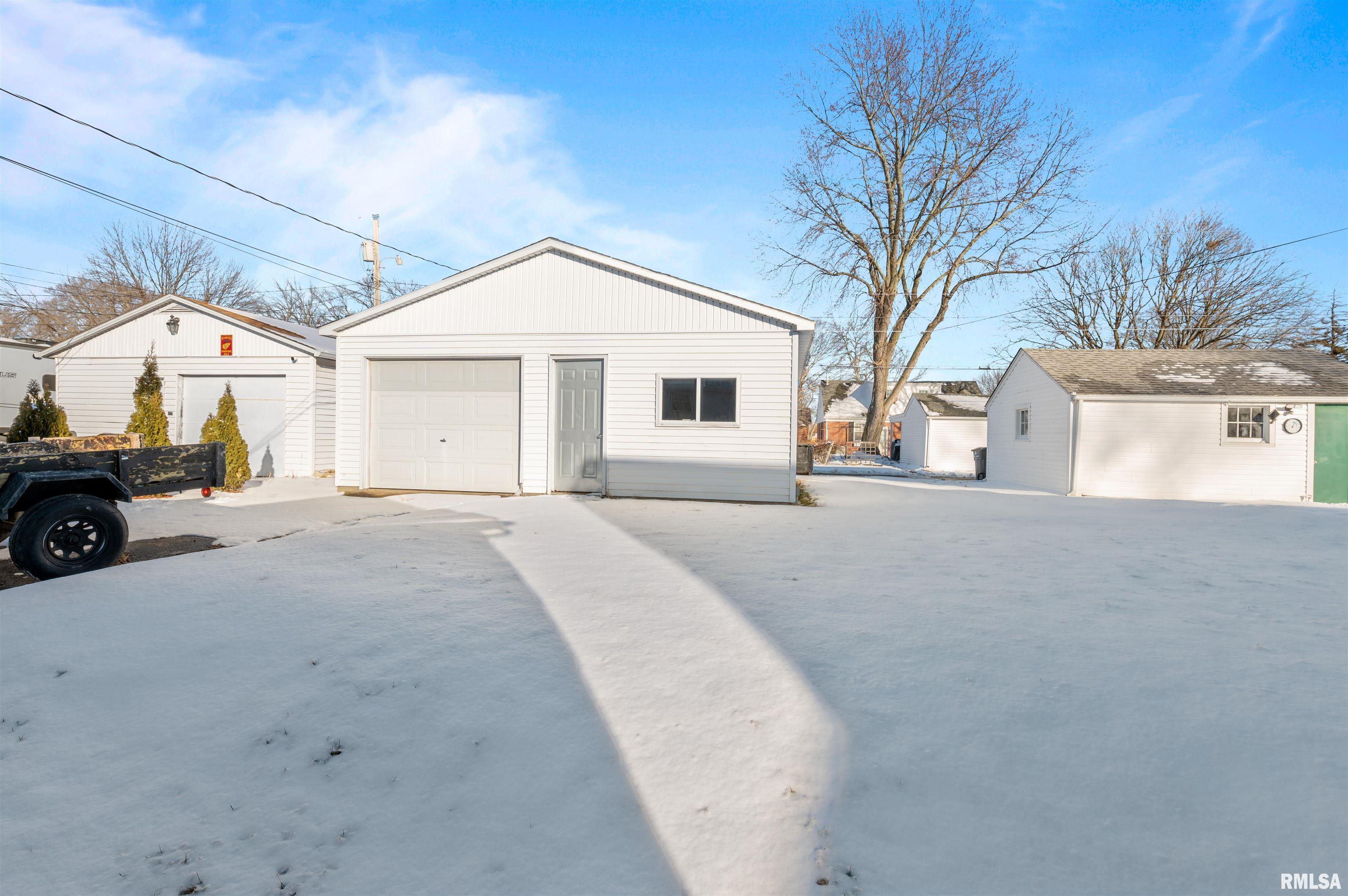 2045 42nd Street Rock Island, IL 61201 - Photo 12 of 12