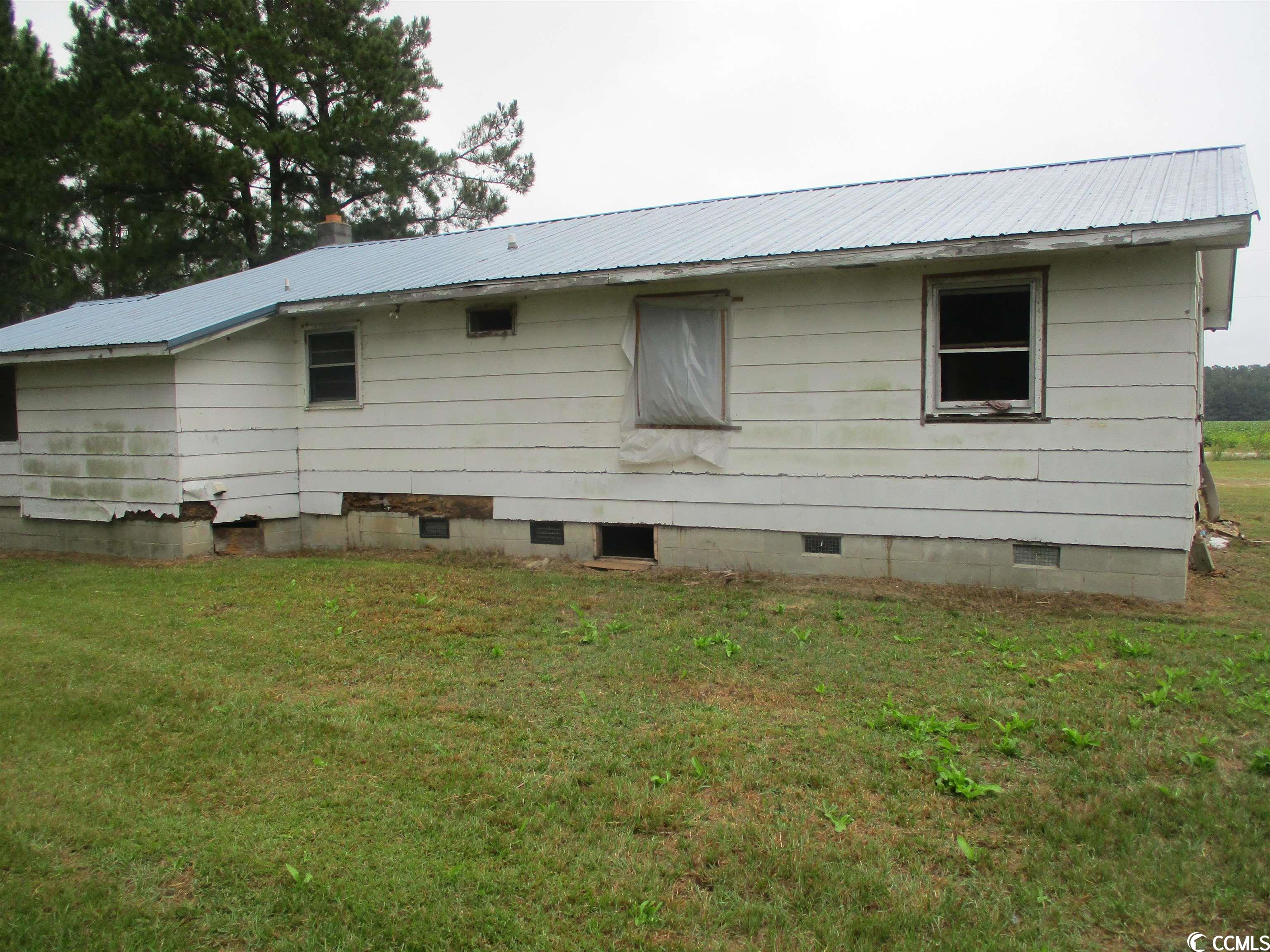 2799 Joann Branch Road Dillon, SC 29536 - Photo 5 of 12 Gallery Image 5