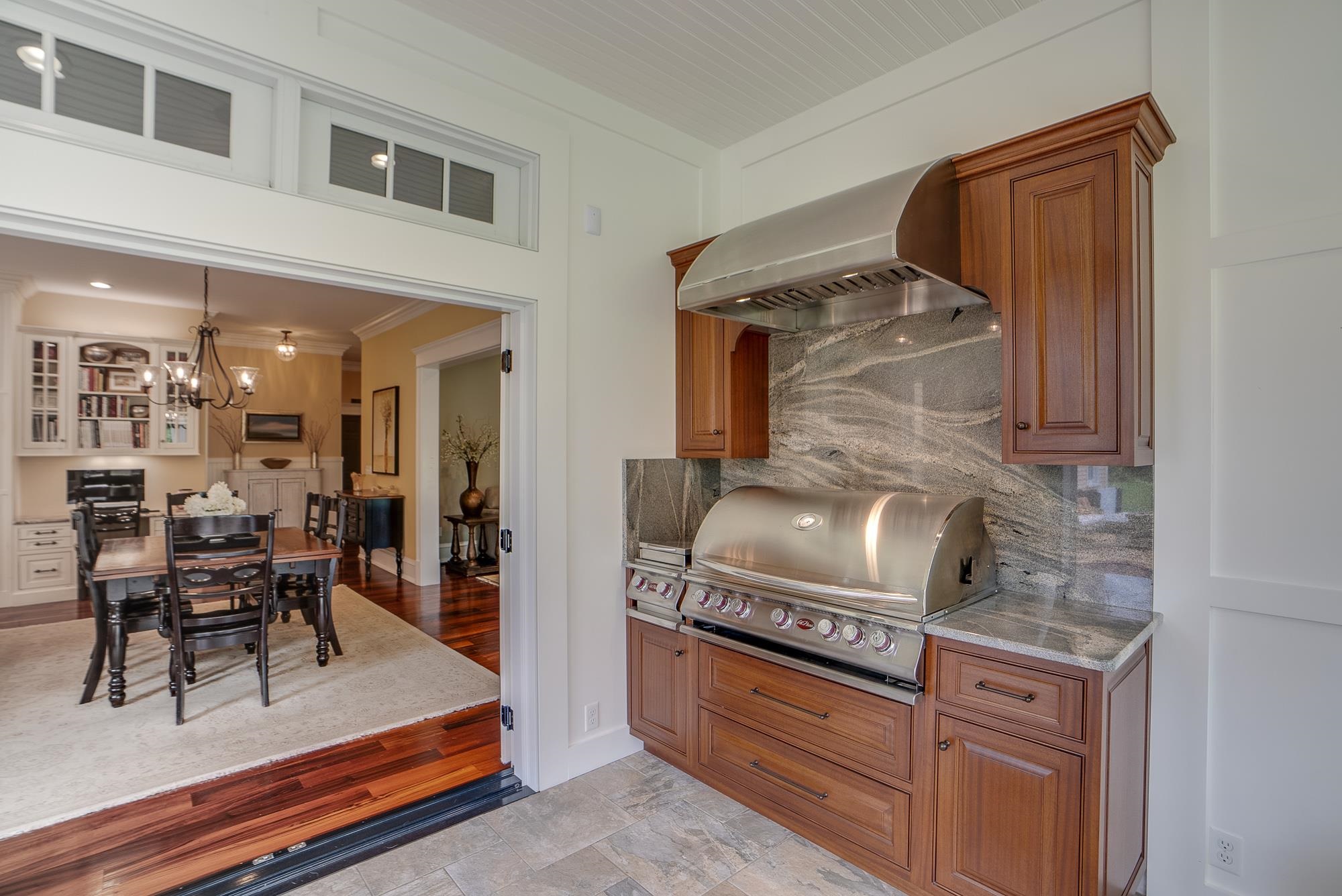 12 Read Lane Hollis, NH 03049 - Photo 16 of 40