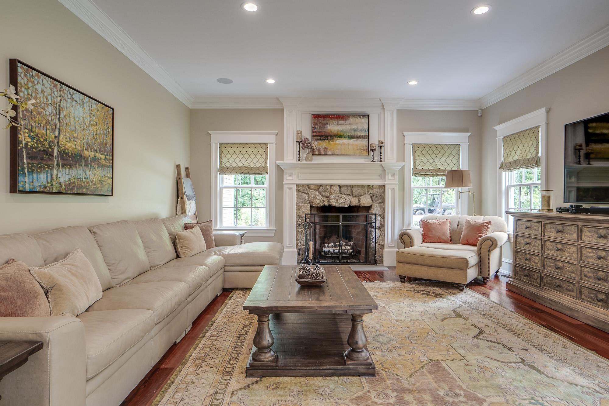 12 Read Lane Hollis, NH 03049 - Photo 22 of 40