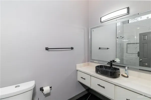 $1,950 | 814 Cimarron Drive, Mission, TX 78572