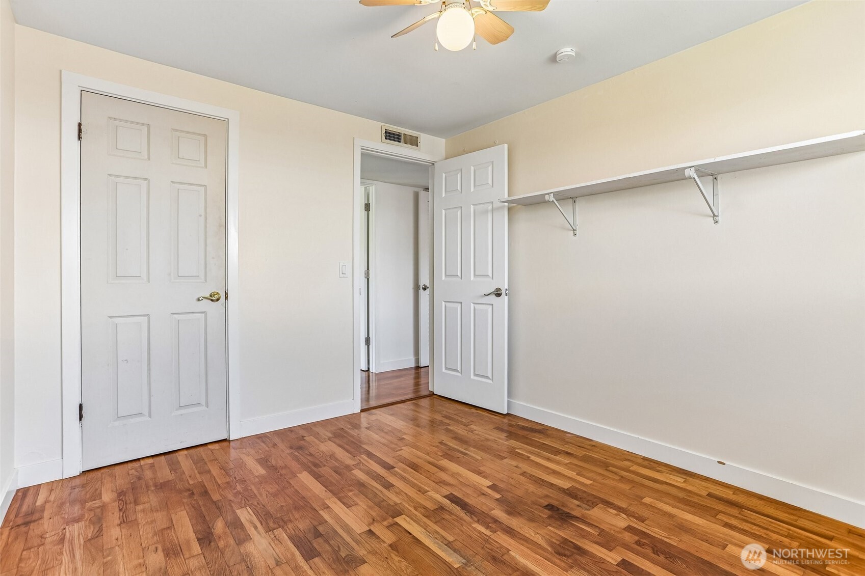 16966 121st Avenue Southeast Renton, WA 98058 - Photo 15 of 25