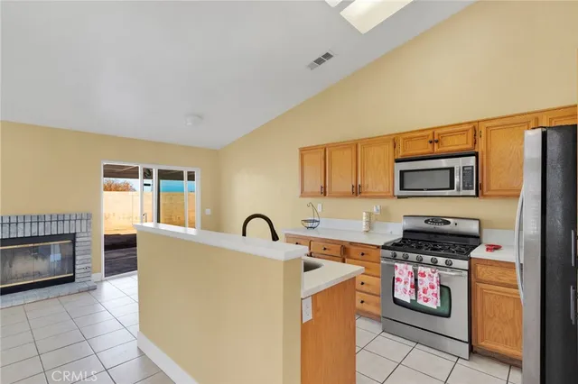 $419,900 | 10958 Sherman Way, Adelanto, CA 92301