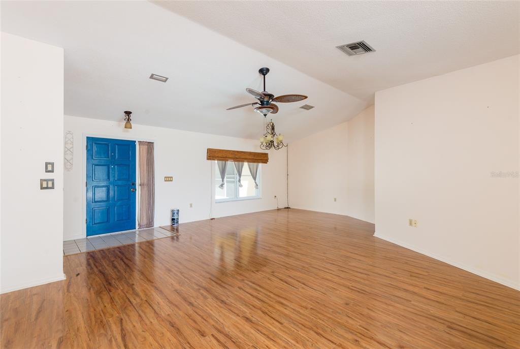 7550 Gates Circle Spring Hill, FL 34606 - Photo 3 of 37