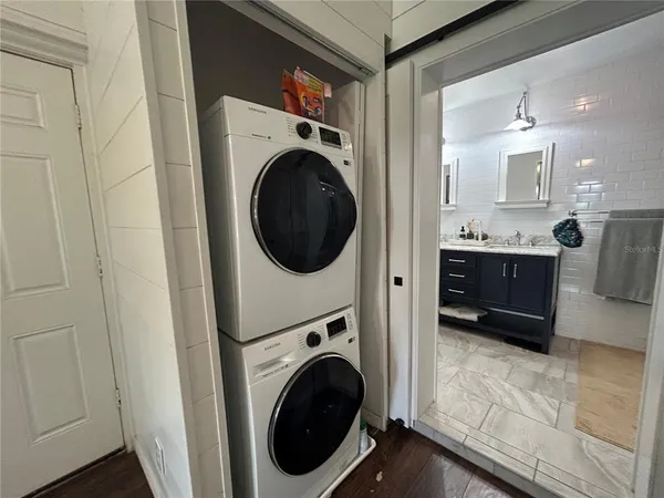 $2,250 | 816 Northeast 9 Avenue, Gainesville, FL 32601