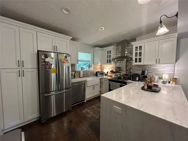 $2,250 | 816 Northeast 9 Avenue, Gainesville, FL 32601