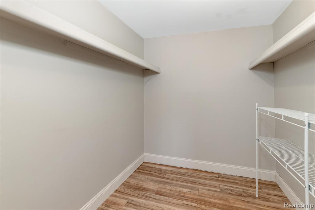 1693 Riverside Drive, Unit 5 Rochester Hills, MI 48309 - Photo 12 of 25