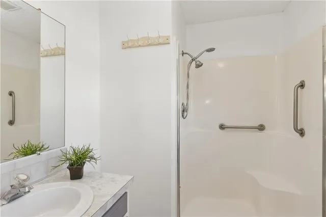 $295,000 | 506 Mill Court, Belton, MO 64012