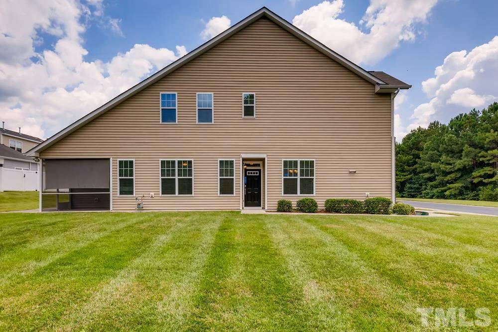 7332 Caversham Way Raleigh, NC 27617 - Photo 3 of 25