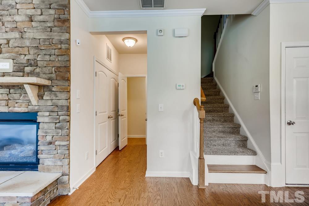 7332 Caversham Way Raleigh, NC 27617 - Photo 4 of 25