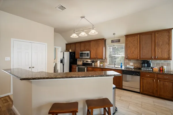 $364,500 | 3307 Hemingway Drive, Montgomery, TX 77356