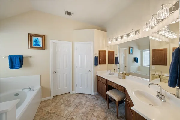 $364,500 | 3307 Hemingway Drive, Montgomery, TX 77356