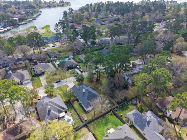 $364,500 | 3307 Hemingway Drive, Montgomery, TX 77356