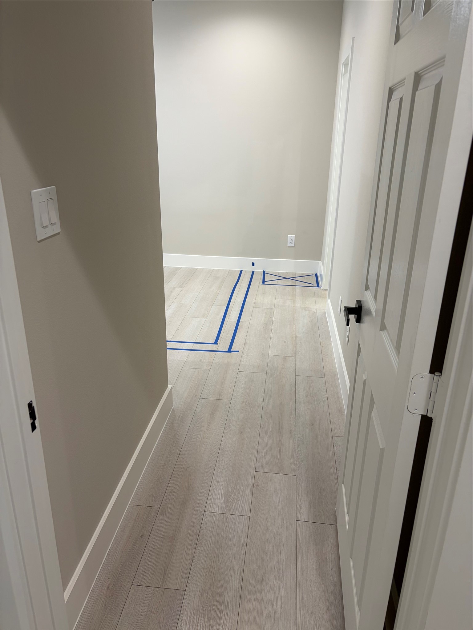 2109 Marnel Road, Unit G Houston, TX 77055 - Photo 33 of 37 King size bed