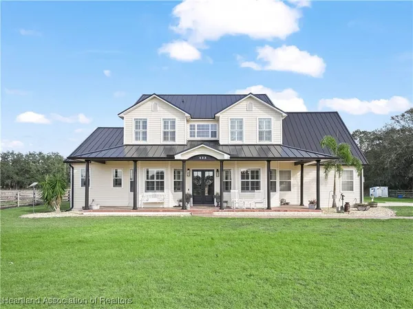 $875,000 | 423 9th Street Northeast, Fort Meade, FL 33841