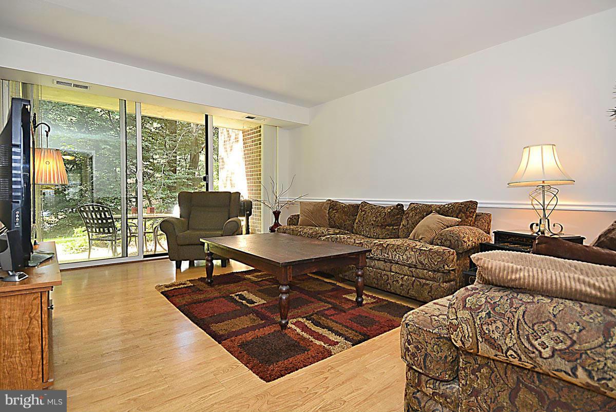 1413 Northgate Square, Unit 2A Reston, VA 20190 - Photo 2 of 23 Living Room