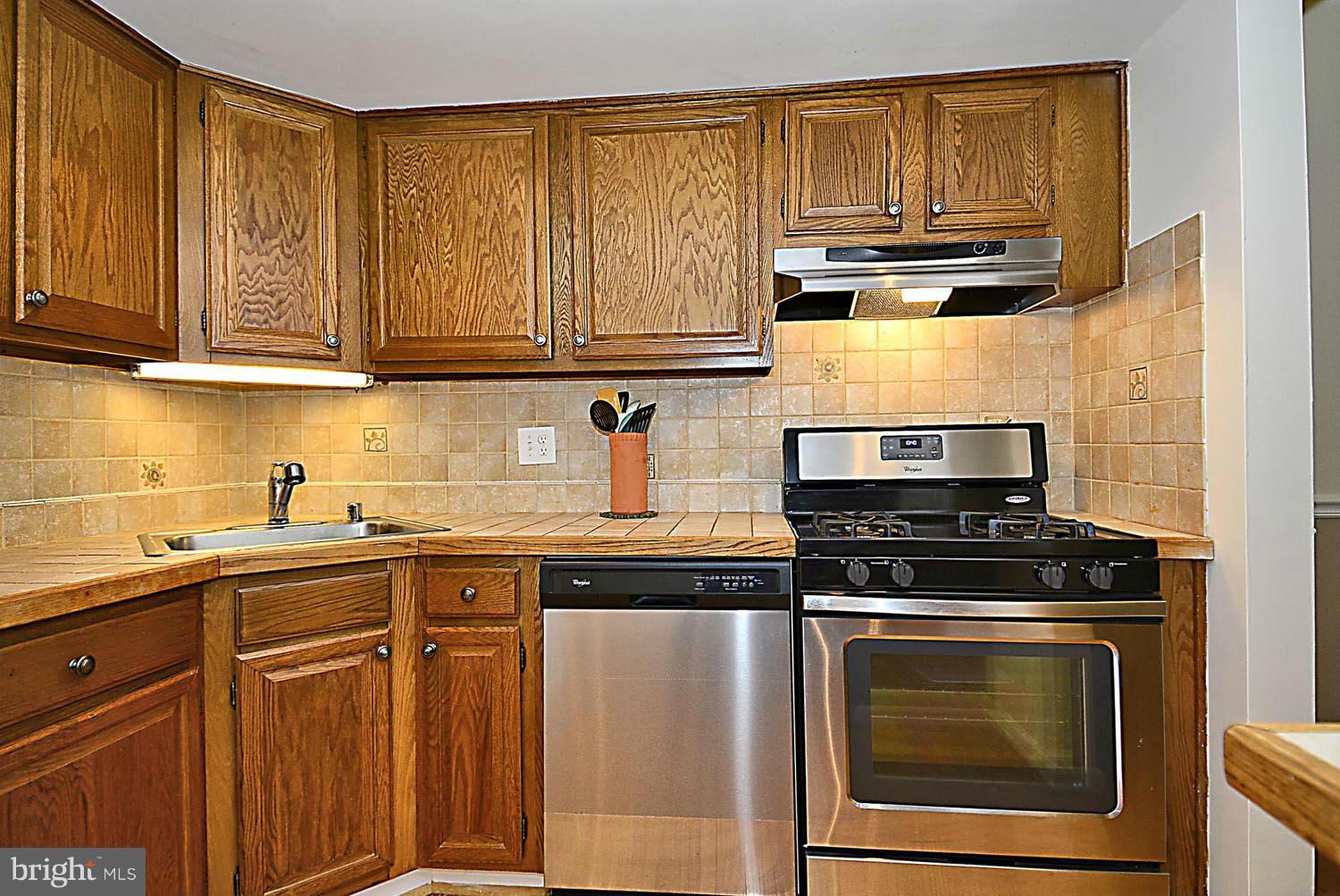 1413 Northgate Square, Unit 2A Reston, VA 20190 - Photo 6 of 23 Kitchen