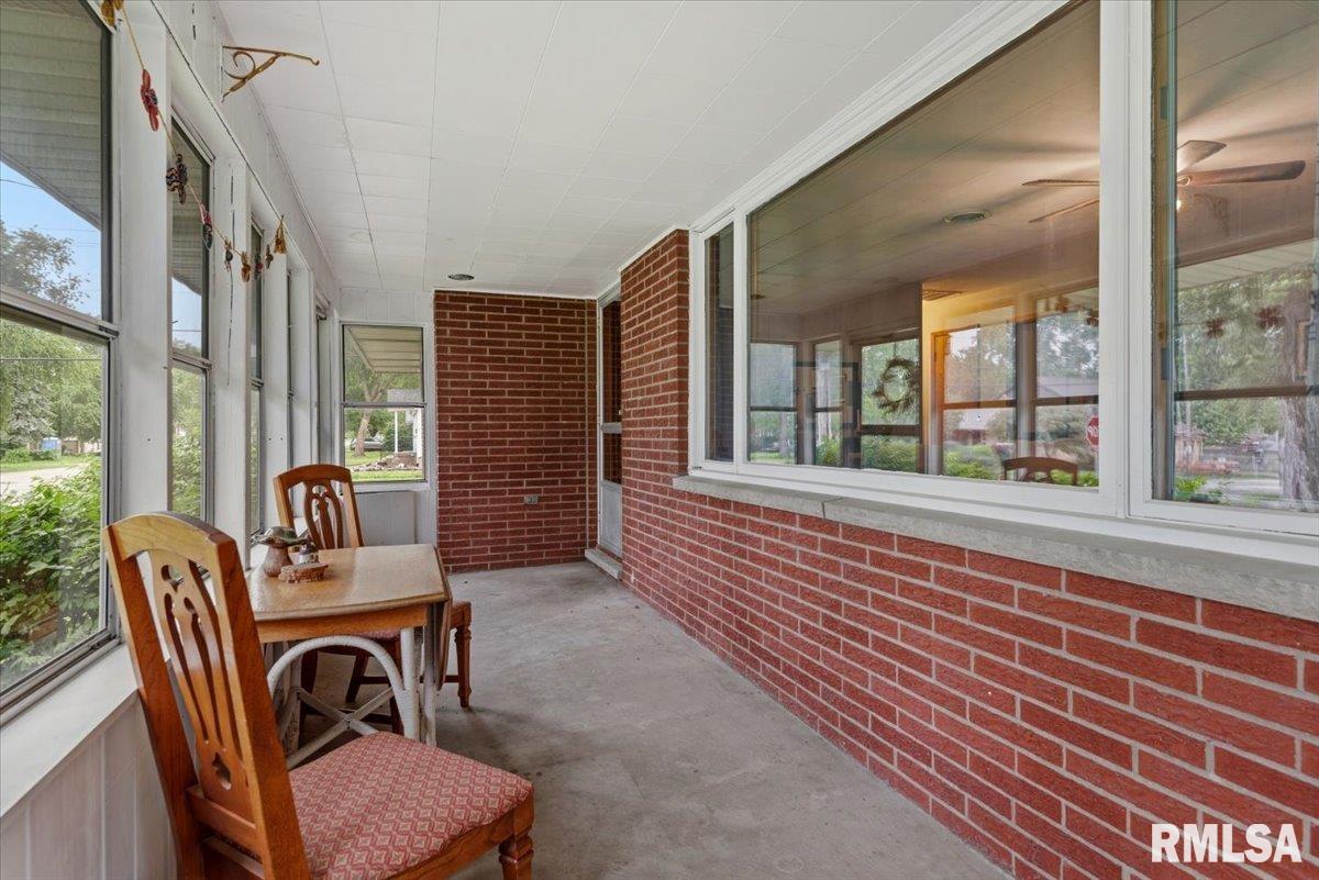 3300 South 2nd Street Springfield, IL 62703 - Photo 5 of 49