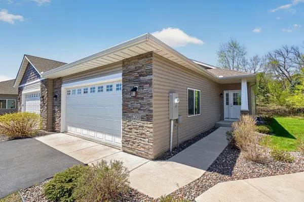 $339,900 | 6200 Boulder Ridge Drive, Rockford, MN 55373