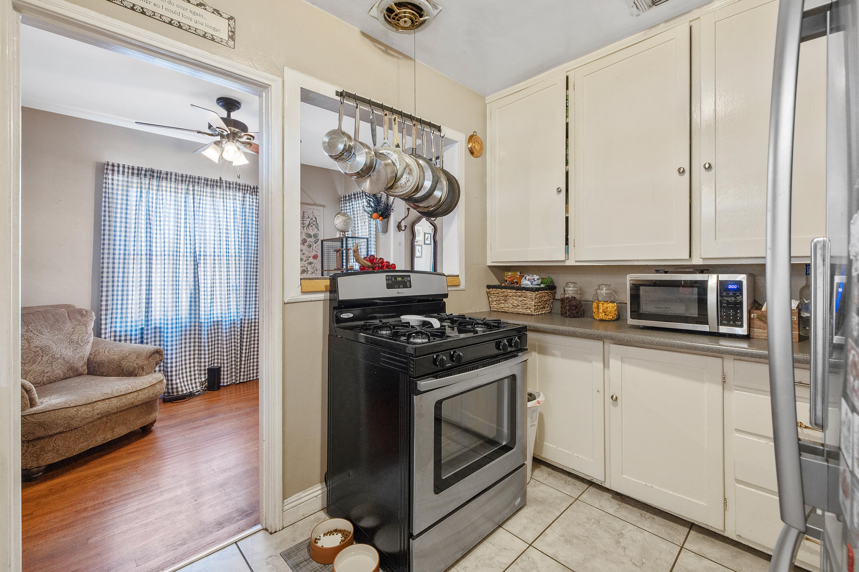 150 East Chestnut Street Exeter, CA 93221 - Photo 8 of 31 713A6862