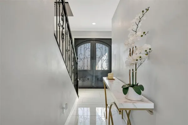 a view of a workspace with furniture