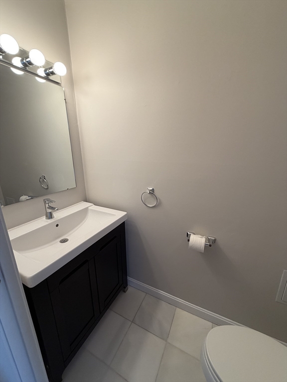 85 East India Row, Unit 17B Boston, MA 02110 - Photo 24 of 27