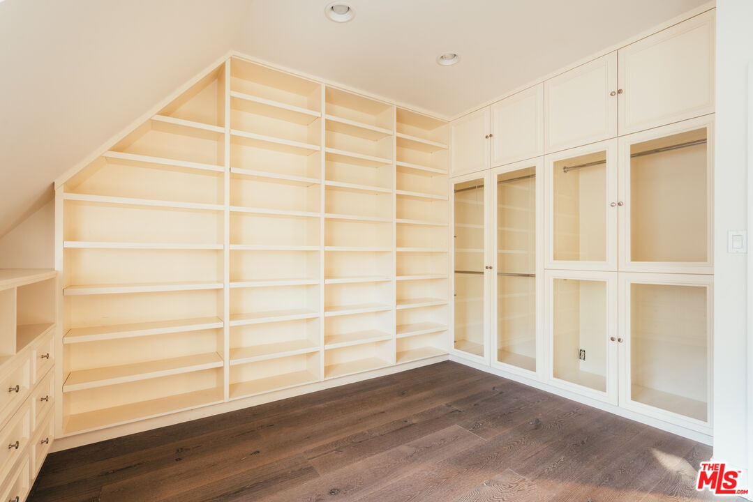 1509 Stone Canyon Road Los Angeles, CA 90077 - Photo 10 of 13