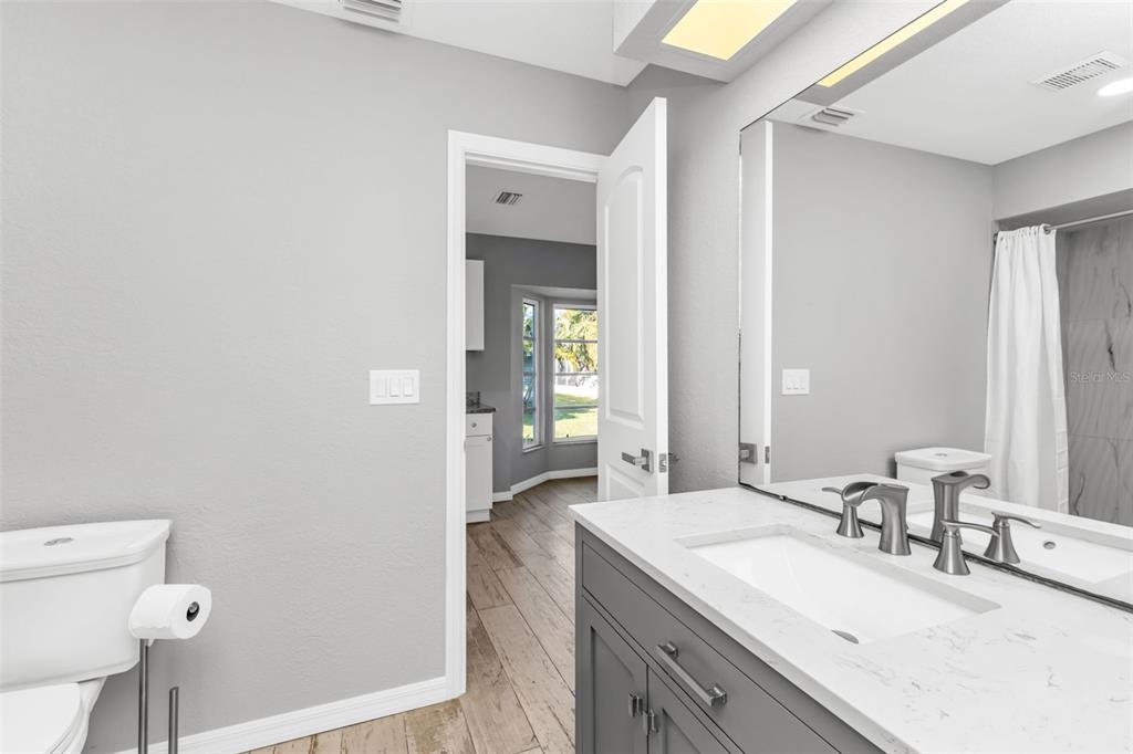 2810 9th Street Englewood, FL 34224 - Photo 16 of 36