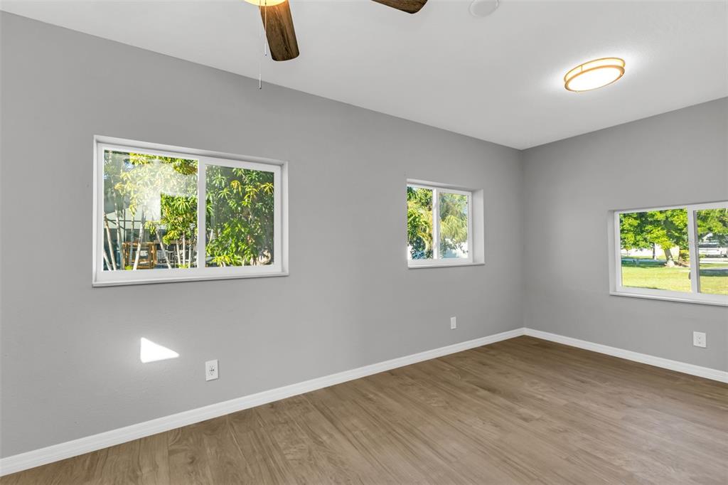 2810 9th Street Englewood, FL 34224 - Photo 18 of 36