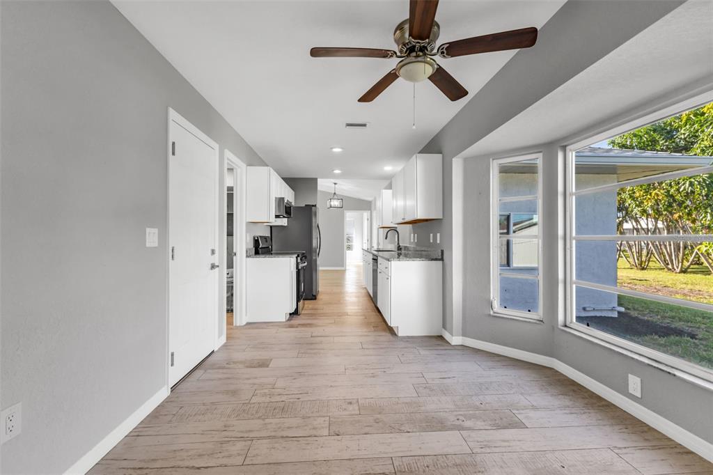 2810 9th Street Englewood, FL 34224 - Photo 23 of 36