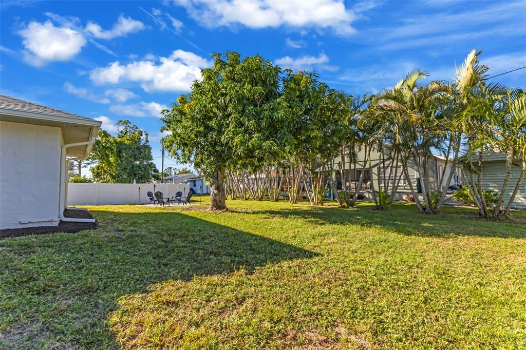 2810 9th Street Englewood, FL 34224 - Photo 28 of 36