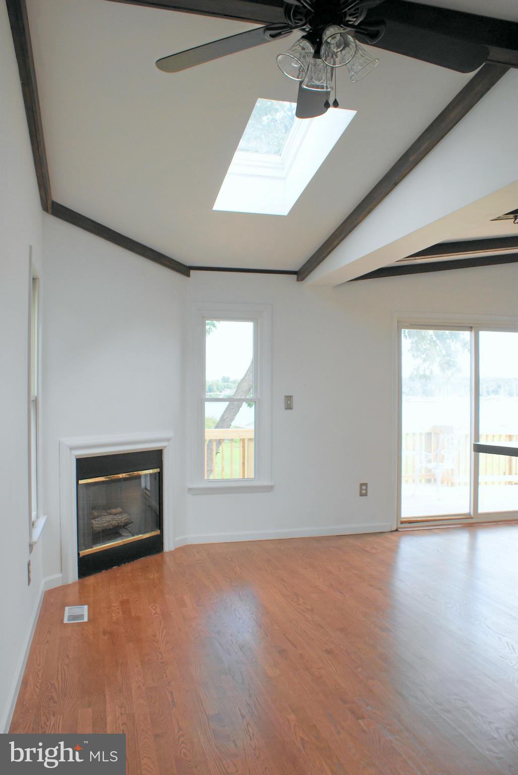 231 Atlanta Road Pasadena, MD 21122 - Photo 13 of 30 Dining Room