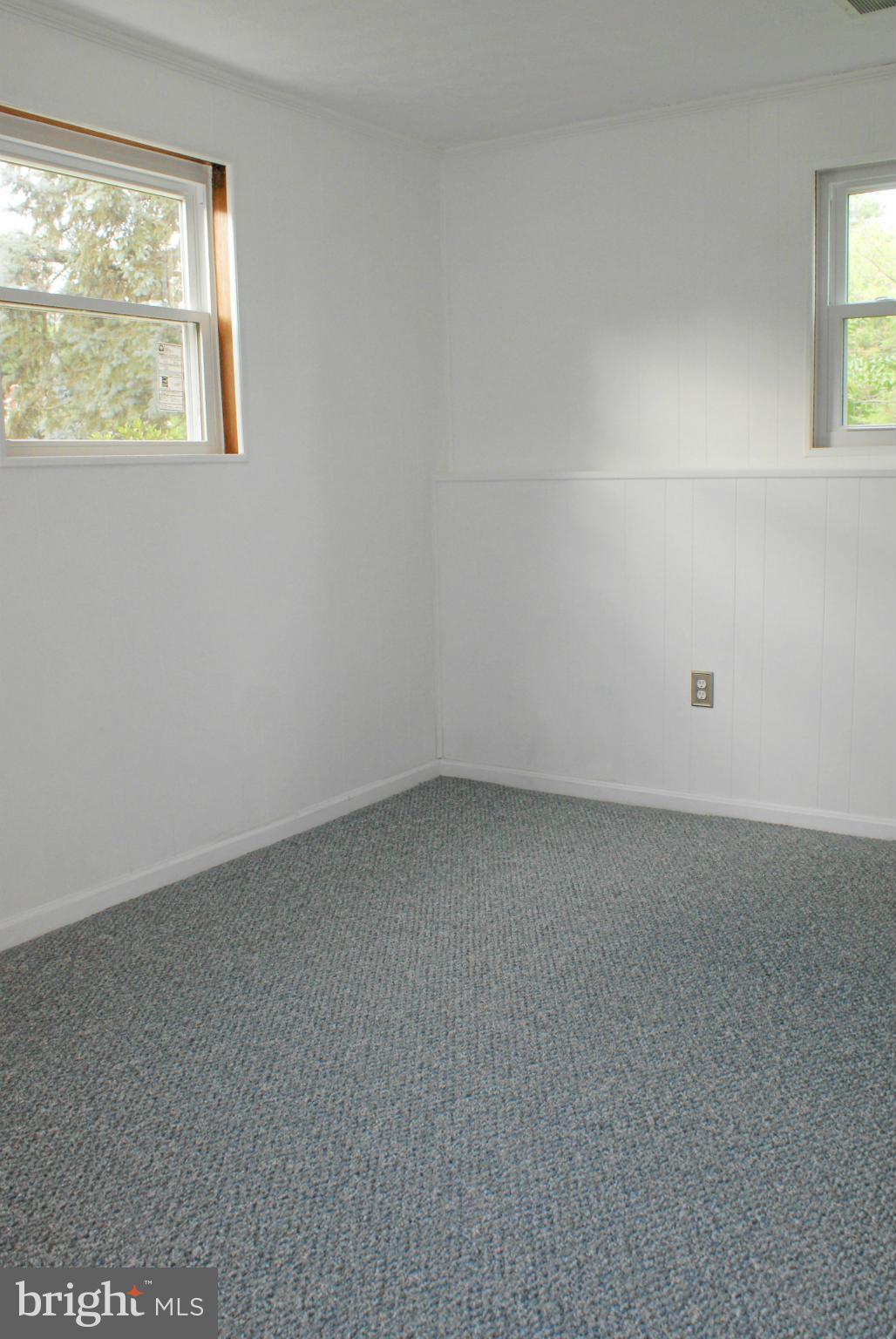 231 Atlanta Road Pasadena, MD 21122 - Photo 24 of 30 Bedroom