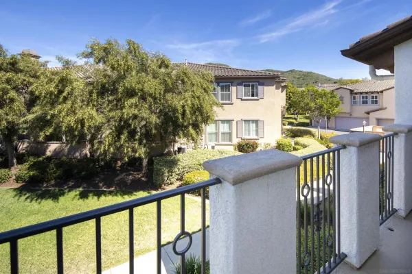 $755,500 | 10910 Serafina Lane, Unit 52, San Diego, CA 92128