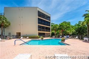 221 Northeast Plantation Road, Unit 415 Stuart, FL 34996 - Photo 35 of 43