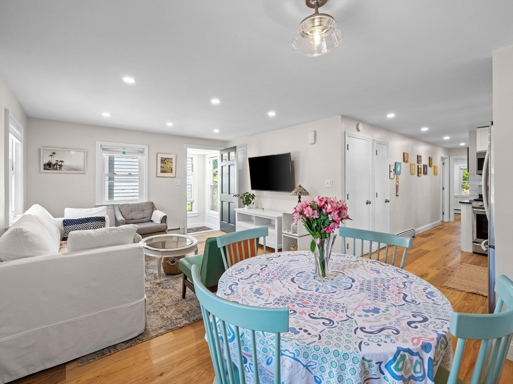 57 Overlook Road Marblehead, MA 01945 - Photo 7 of 39