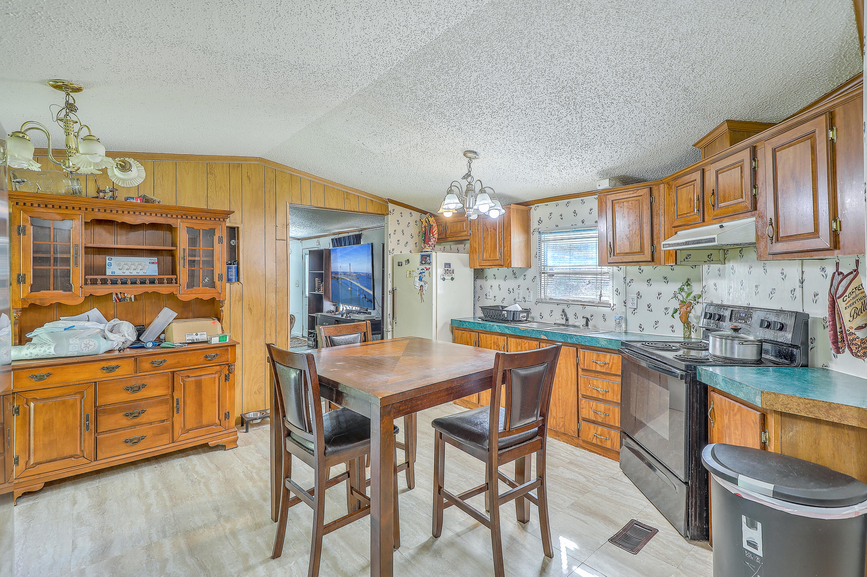 118 Rooster Lane St. Stephen, SC 29479 - Photo 13 of 20 0W7A1372_3_4_5_6_7_8