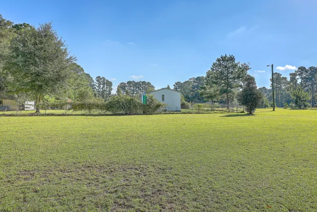 $110,000 | 118 Rooster Lane, St. Stephen, SC 29479