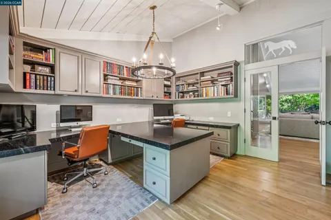 $3,500,000 | 39 Comistas Court, Walnut Creek, CA 94598