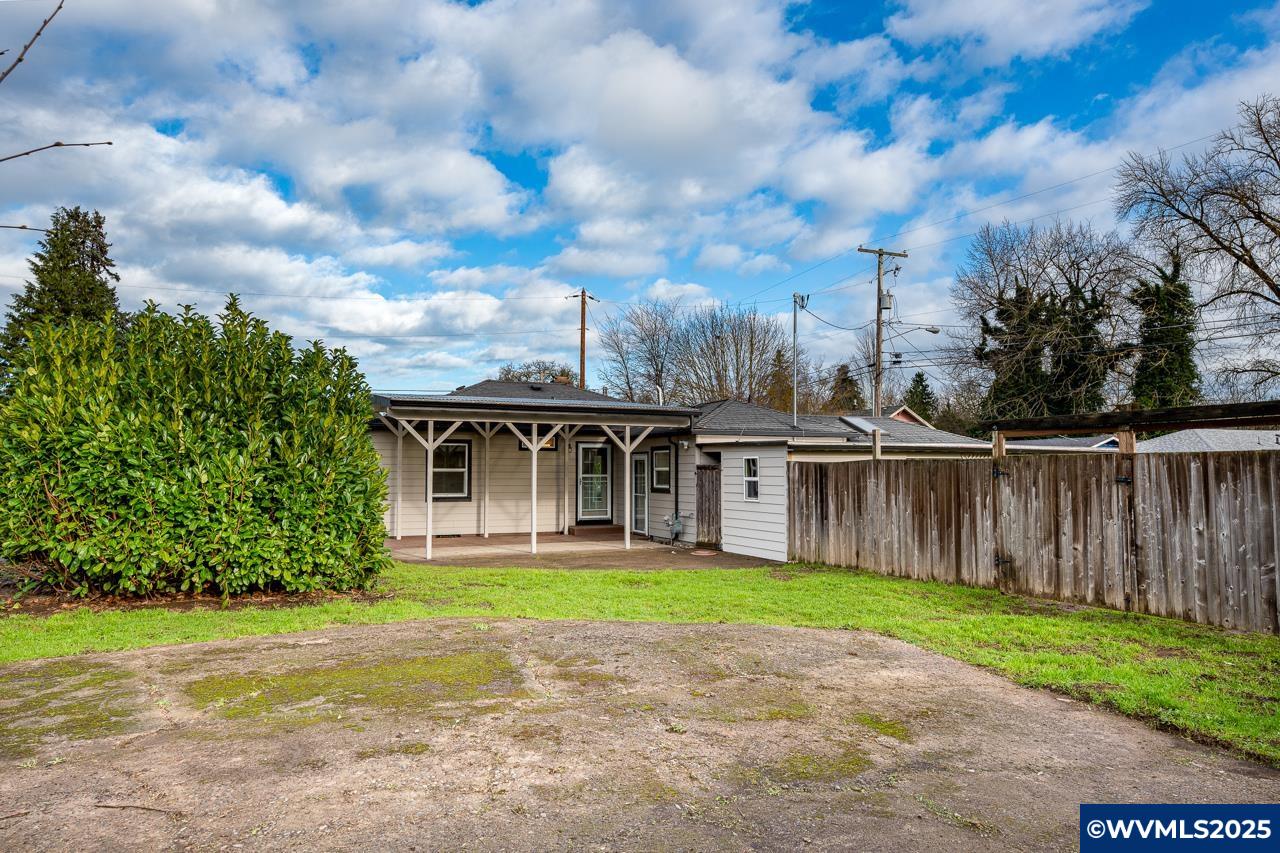 742 Walnut Street Lebanon, OR 97355 - Photo 42 of 42 Gallery Image 42