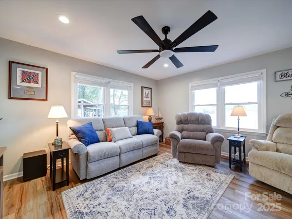 $495,000 | 22 Garden Spot Lane, Camden, SC 29020