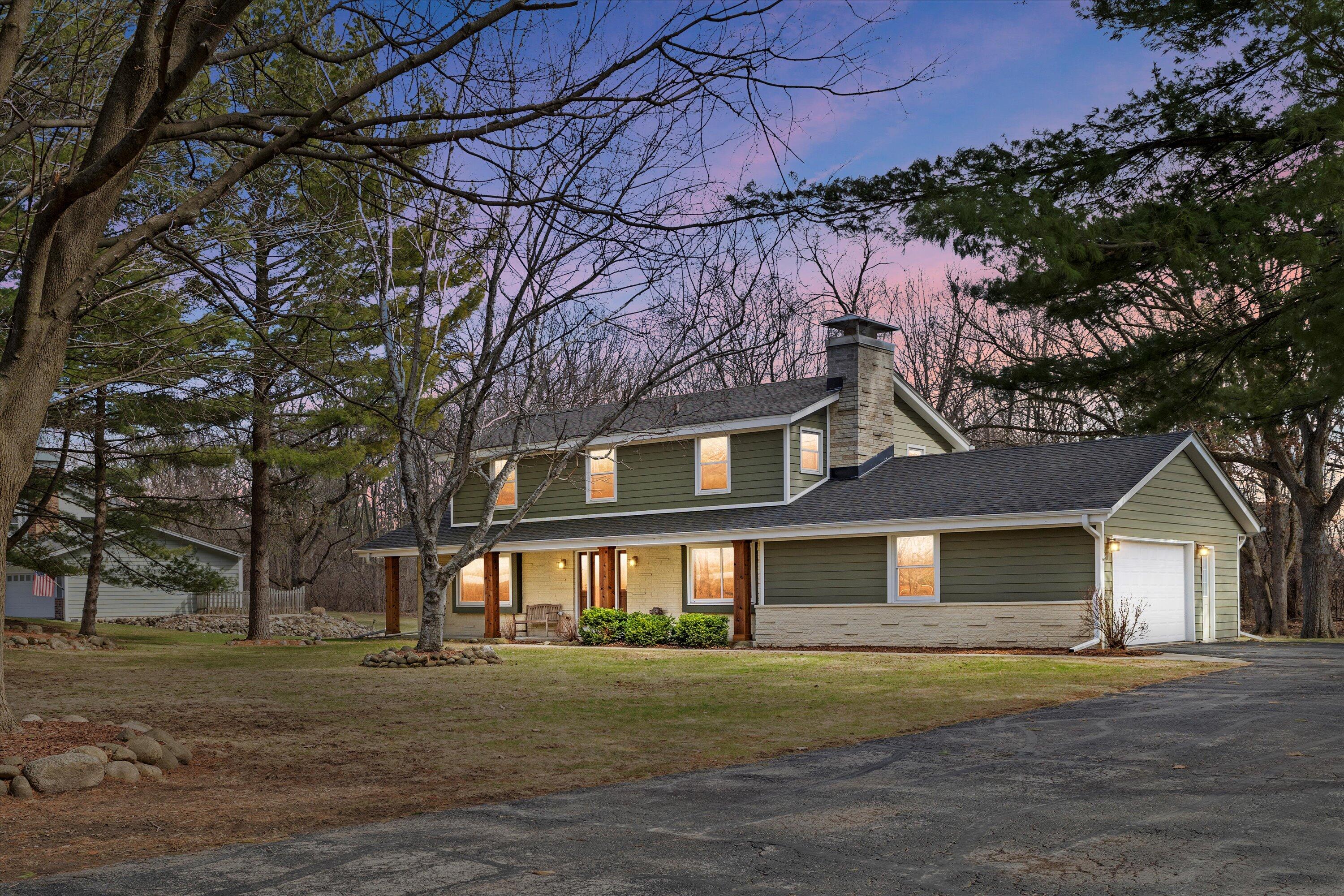 N5W31885 Shagbark Glen Delafield, WI 53018 - Photo 1 of 1 Updated Delafield Colonial